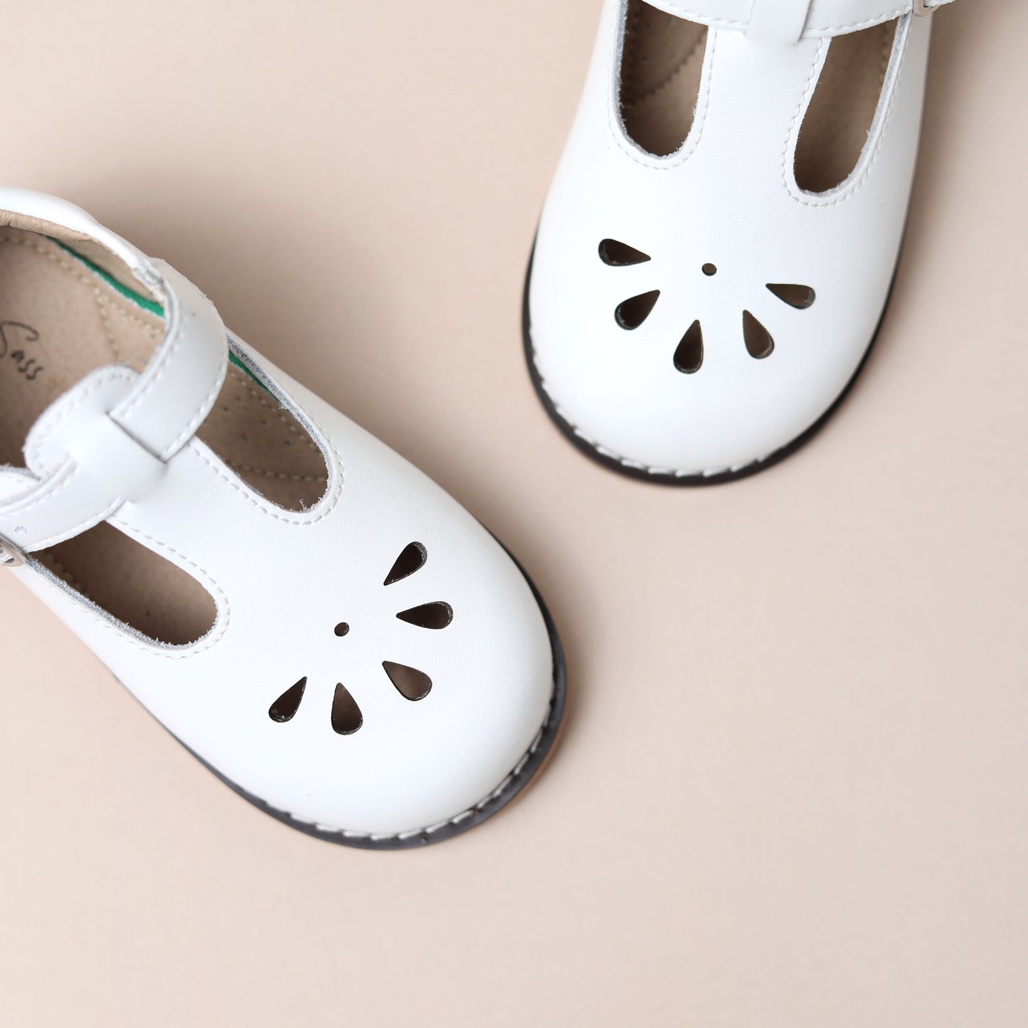 Chloe T Bars - Smooth White