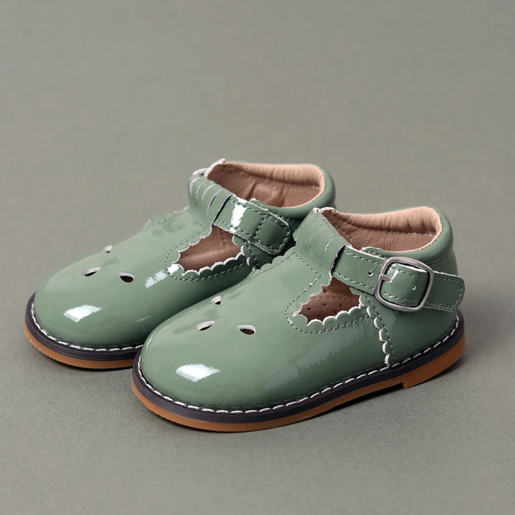 Scallop T Bars - Patent Green