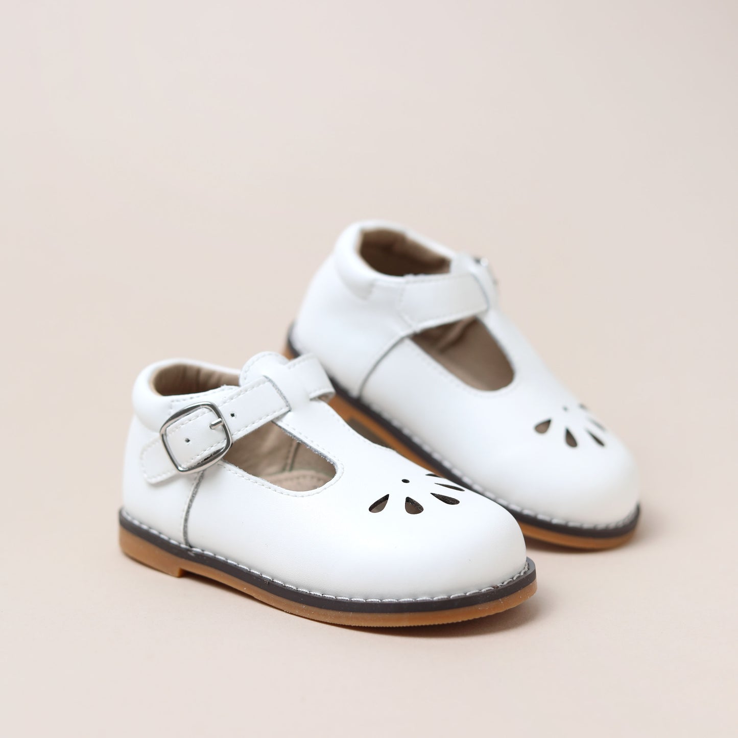 Chloe T Bars - Smooth White