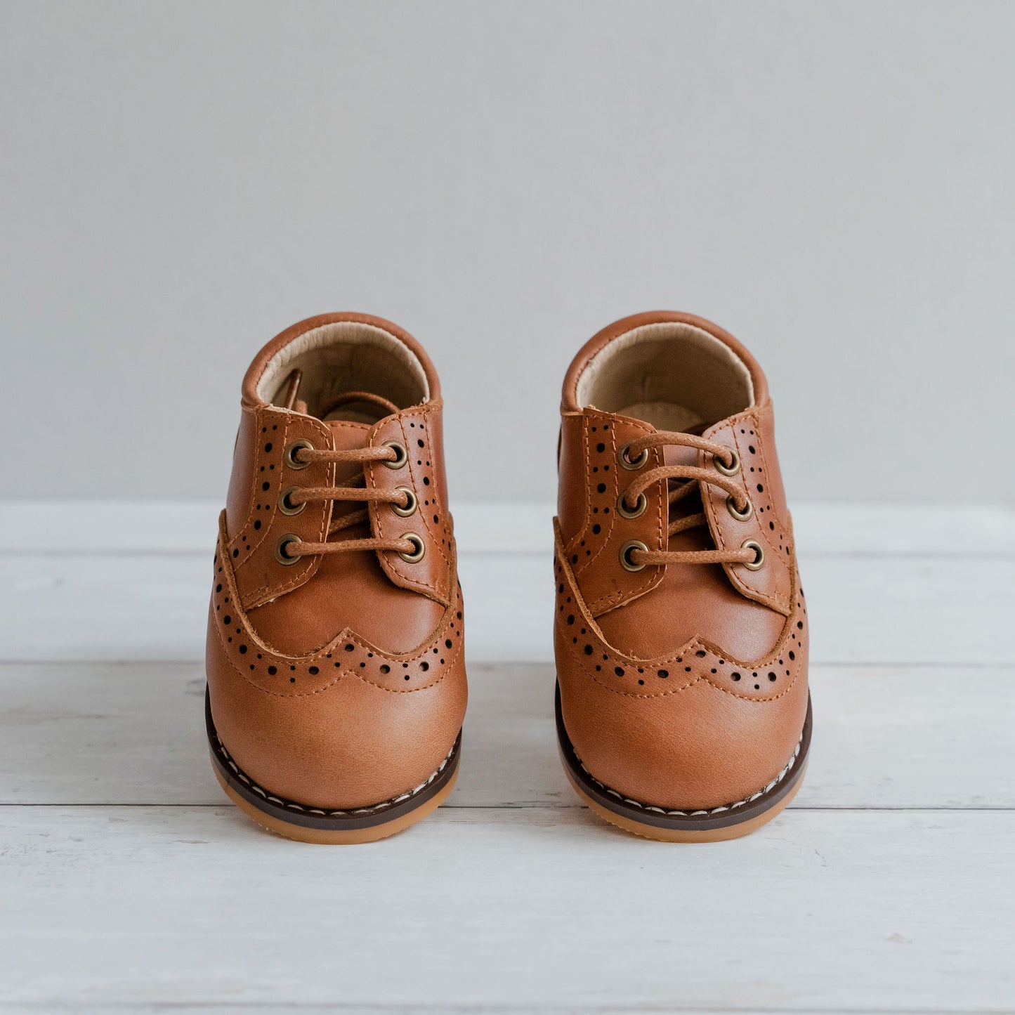 Lace Brogue Shoes - Tan