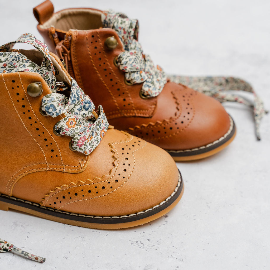 Baby girl lace up boots deals