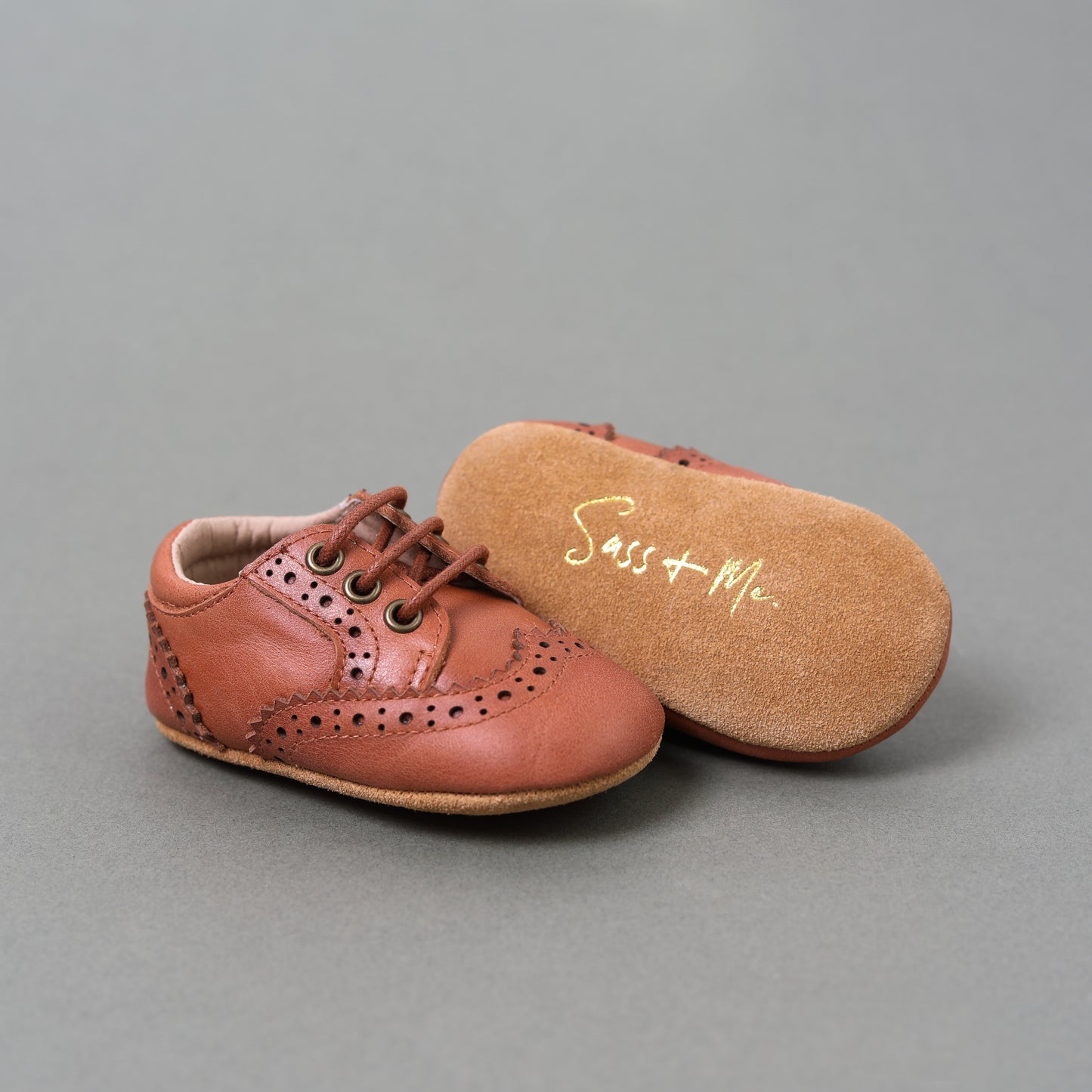 Lace Brogue Shoes - Tan